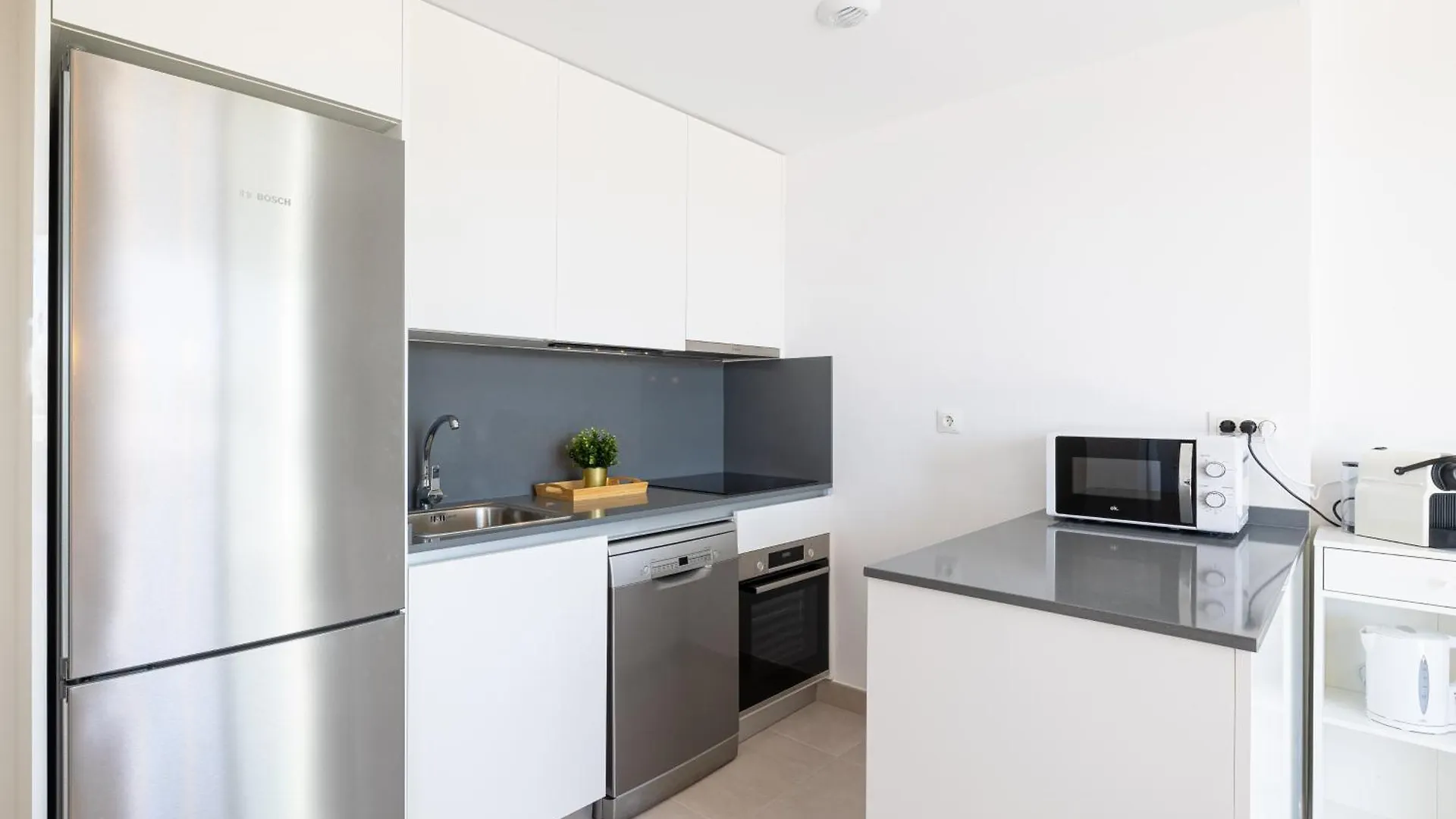 Διαμέρισμα Apartamento Sea Views Estepona By Aora Stay Ισπανία