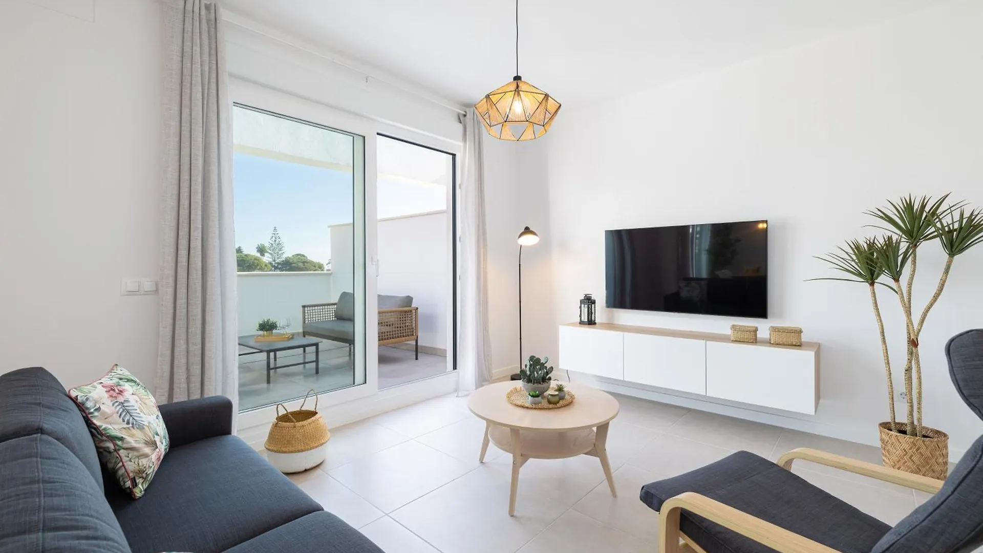 Apartamento Sea Views Estepona By Aora Stay